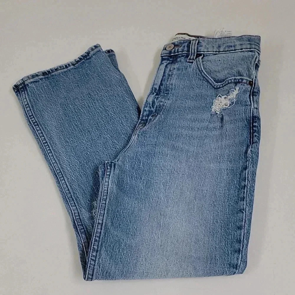 Abercrombie & Fitch Ultra High Rise Kick flare distressed jeans - Picture 2 of 13